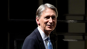 İngiltere Maliye Bakanı Hammond'dan Brexit açıklaması