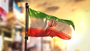 İran: Gemilerin sabotajının arkasında İsrail olabilir