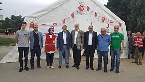 Yeşil Vadi Arsa Ofisi Ve İnşaat Sofrasını Kızılay Ve Küçükçekmece'lilerle Paylaştı