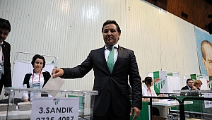 Bursaspor'da başkanlığa tek aday Mesut Mestan