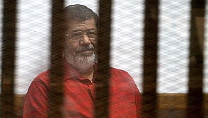 Muhammed Mursi hayatını kaybetti