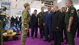 Putin duyurdu: Rusya'nın 'yenilmez'leri gelecek yıllarda...