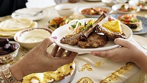 Tatlı ve içeceklere tarçın ekleyin