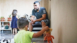 Çocuklar döndü anneleri kaldı