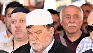 Faizsiz sistemin mucidi Emin Üstün’ün annesi Mesrure Üstün hayatını kaybetti.