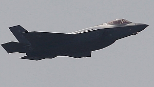 Venezuela, ABD'ye ait uçağın hava sahasını ihlal ettiğini öne sürdü