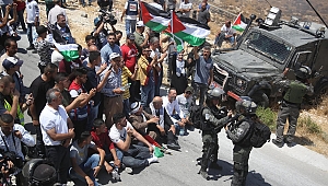 Batı Şeria'da İsrail askerlerinin yaraladığı Filistinli şehit oldu