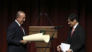 Çavuşoğlu'na Japonya'nın en yüksek nişanı takdim edildi