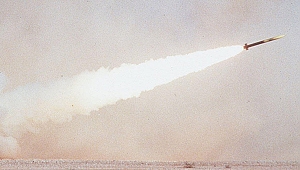 Husilerden Suudi Arabistan'a balistik füze saldırısı