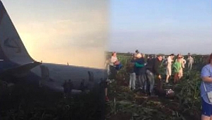 Rusya'da uçak martı sürüsüne çarptı, yolcular yaralandı