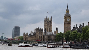 Serbest dolaşımı sonlandırma kararı İngiliz hizmet sektörünü vurabilir