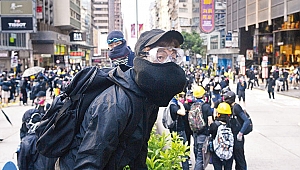 Hong Kong’da olaylar sürüyor