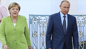 Merkel ve Putin, Ukrayna, Suriye ve Libya'yı görüştü