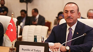 Somali'nin acılarını dindirmek öncelikle ümmetin görevi