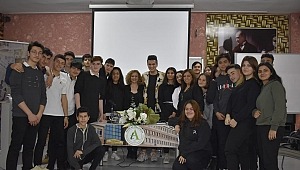 Daha 23 Yaşında İlk Seminerini Verdi!