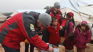 Sadakataşı İdlib yardımlarına devam ediyor