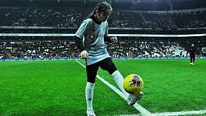 Geleceğin KaraKartalı Elif Can, Vodafone Park'ta Sahaya Çıktı