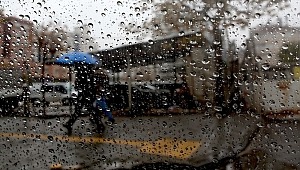 İstanbul'da fırtına ve sağanak etkili oluyor