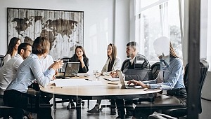 Türkiye’nin girişimci şirketlere özel ilk ücret ve yan haklar araştırması yayımlandı