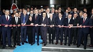 Ömer Çelik’ DoubleTree by Hilton Adana’nın Resmi Açılışı yaptı