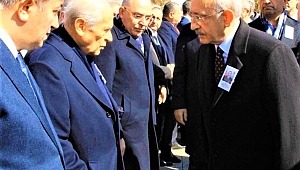  Bahçeli ellerini cebinden çıkarmadı