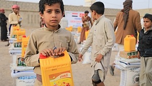 Sadakataşı’ndan Yemen’e gıda yardımı 