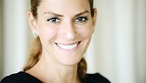 Teknoloji ve İnsan Kolejleri”nin kurucusu Zeynep Dereli’nin ilk kitabı yayınlandı. 