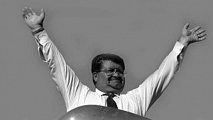 T.C.8  Sivil Cumhurbaşkanı  Turgut Özal  Hakkında Bilmeniz Gerekenler