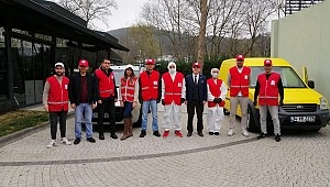 Türk Kızılayı Beykoz Şubesi Hem Büyükleri Hem Küçükleri Sevindiriyor