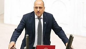 Ahmet Şık HDP'den istifa etti