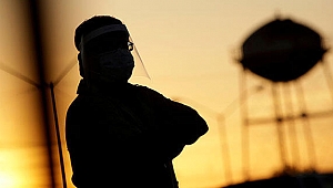 İngiltere'de koronavirüsten can kaybı 35 bin 704'e yükseldi