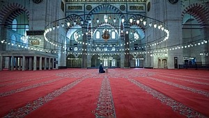 Koronavirüs (Covid-19) tedbirleri kapsamında Vatandaş camilerin açılması için gün sayıyor!