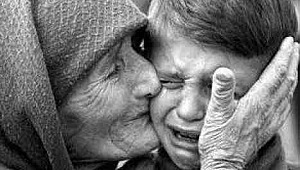 Nesillerin yetiştirilmesinde öncelikli vazife annelerindir.