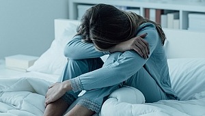 İdrar kaçırmayı çaresiz bir hastalık olarak düşünenler var