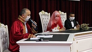 Pandemi sonrası ilk nikah kıyıldı