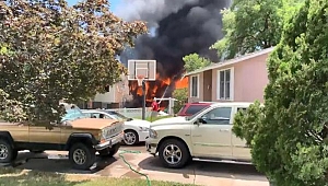 ABD’de uçak evin üzerine düştü: 3 ölü, 4 yaralı