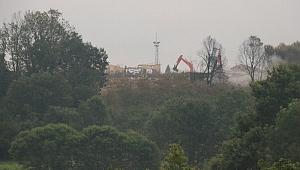 Fabrikadaki patlamada kaybolan 3 kişi aranıyor... Sabahın ilk ışıklarıyla çalışmalar hızlandı