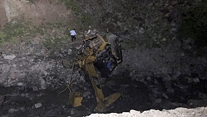 Gümüşhane'de yol yapımı sırasında heyelan: 2 kişi hayatını kaybetti