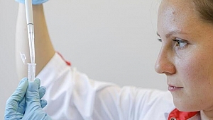 İran, Rusya'nın aşısına temkinli yaklaşıyor