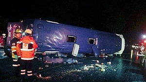 Meksika’da yolcu otobüsü devrildi: 13 ölü, 20 yaralı