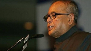 Eski devlet başkanı Covid-19’dan öldü