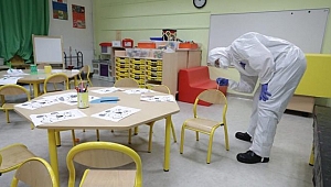 Fransa’da Covid-19 paniği: Okullarda sayı artıyor