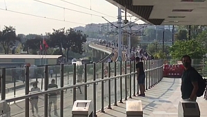 Kabataş-Bağcılar tramvay hattında arıza! Yüzlerce kişi istasyonlara yürüdü