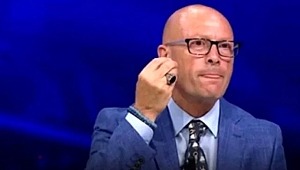 Karaçam,Erol Mütercimler sen Pis salyalarını kustun!