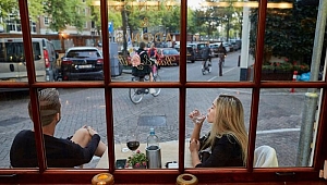 Koronavirüs: Hollanda'da üç hafta katı önlemler uygulanacak, en büyük üç kente giriş-çıkışlar kontrol altına alınacak