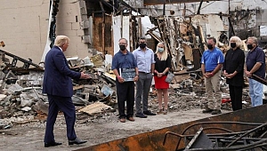 Trump ortalığı karıştırdı: Kenosha’da polisi övdü