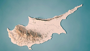 Güney Kıbrıs’ı sarsan skandal şebekenin başı meclis başkanı çıktı