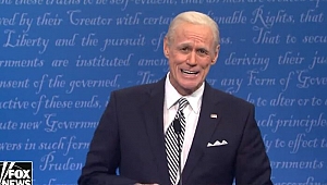 Jim Carrey'nin Joe Biden taklidi seyirciyi kırdı geçirdi