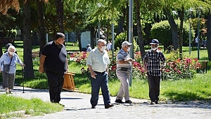 65 yaş üstü sokağa çıkma yasağı saatleri: Kısıtlama süreleri uzayacak mı?