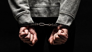 Fransa’da 3’ü Türk 4 çocuğa 11 saat gözaltı